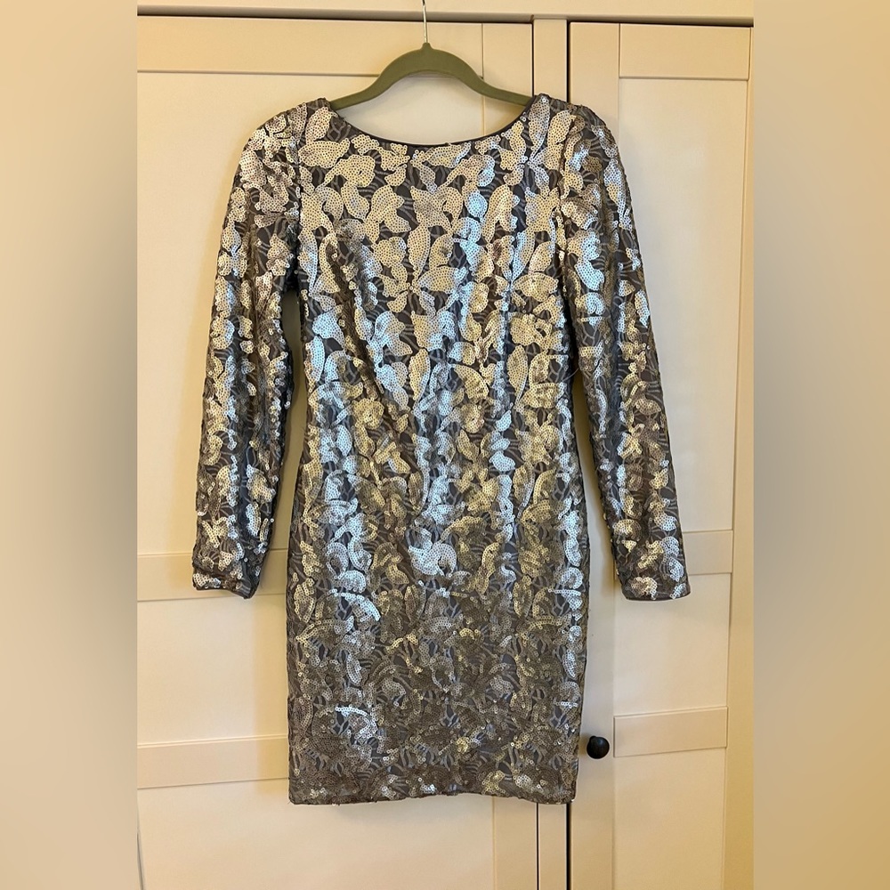 silver sequin long-sleeves dress